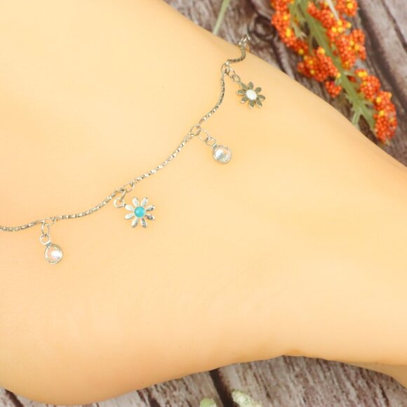 "Dainty Anklet for Women – Elegant Everyday Jewelry & Perfect Gift | MLCRC1313 - Picture 7 of 10